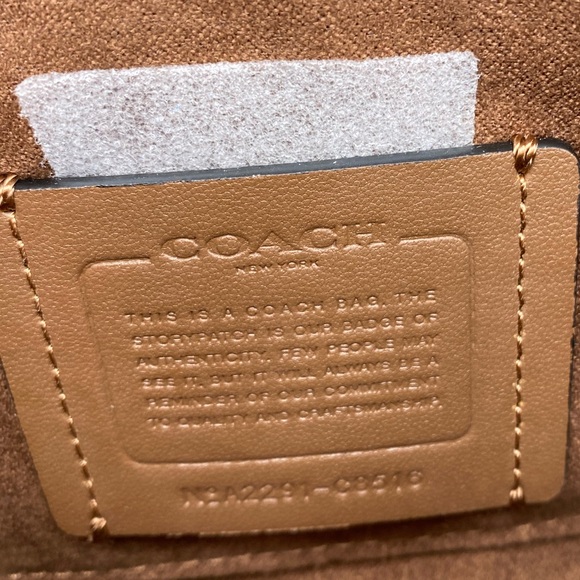 Coach Kleo Top Handle In Signature Canvas - Picture 14 of 15